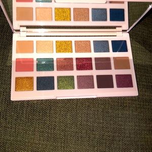 🌹 NEW Ciate Edition eyeshadow palette